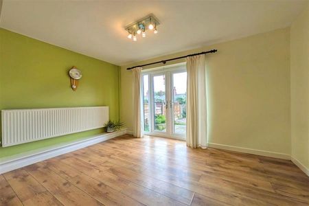 3 Bedroom Terraced To Let - Photo 2