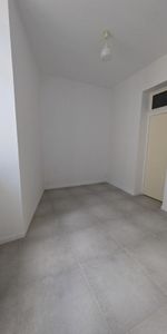 Location Appartement 2 pièces 50m² AIRE SUR L ADOUR 40800 - Photo 3