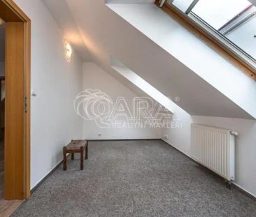 Velký byt 4+kk na Starém městě s parkováním - Photo 1