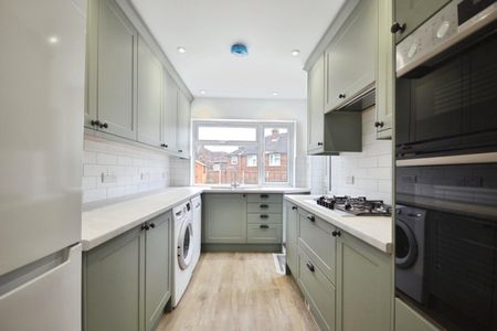 3 bedroom House To Let - Photo 3