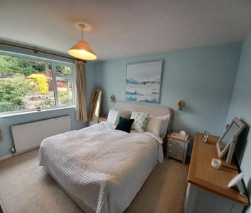 3 bedroom semi-detached house to rent - Photo 5