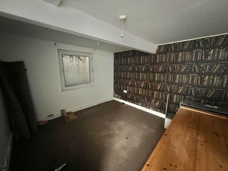 2 bedroom maisonette to rent - Photo 4