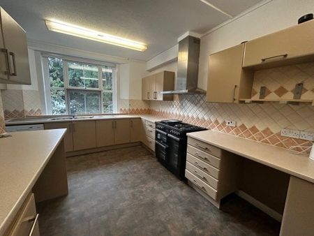 ., St. Austell, PL25 - Photo 3