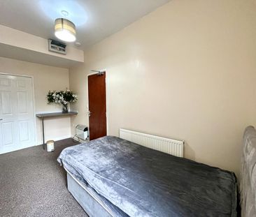 1 bedroom in a house share to rent - Photo 5