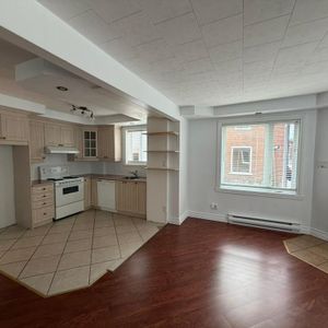 4 1/2 lumineux Quartier Saint-Sauveur - Photo 2