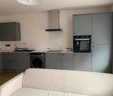 Church Road, Lawrence Hill, Bristol - Photo 6