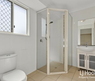 Spacious 4 Bedroom Home with Private Master Bedroom! - Photo 3