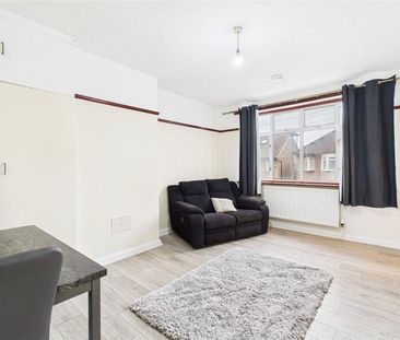1 bedroom property to rent - Photo 6