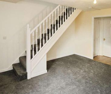 Dewfield Close, Bierley, Bradford, BD4 - Photo 3