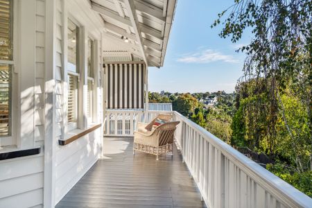 Premium Remuera Character and Position - Photo 2