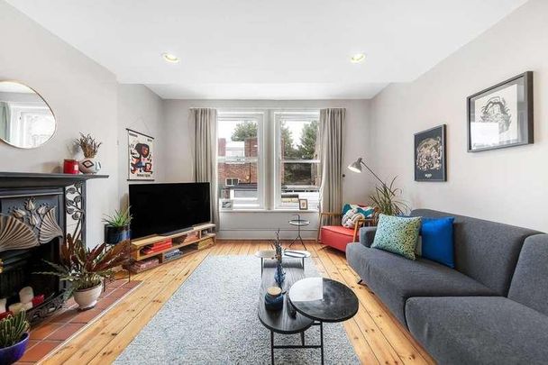 Crookham Road, Parsons Green, SW6 - Photo 1