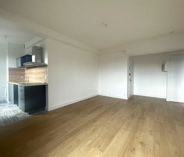 Location Appartement 2 pièces 38m² - Photo 5