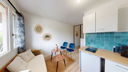 Appartement à louer, 1 pièce - Sainte-Savine 10300 - Photo 2