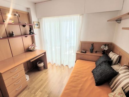 Central apartment, close to the beach, open and closed terrace, parking, pool, furnished - Foto 5