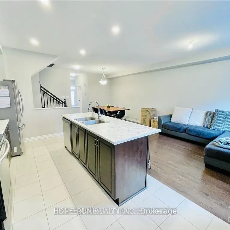 864 CLARITY AVENUE - Photo 1