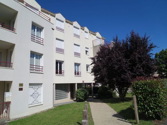 Appartement Type 2 rénové - proximité immédiate CHU - Photo 1