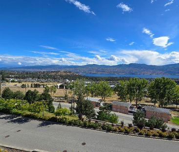 Copper Sky FURNISHED 2 bd, 2 bath condo - Photo 2