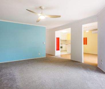 2/40 Government Road, Labrador QLD 4215 - Townhouse For Rent | Domain - Photo 3