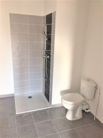 Location Appartement 4 pièces 76m² BEGLES 33130 - Photo 4