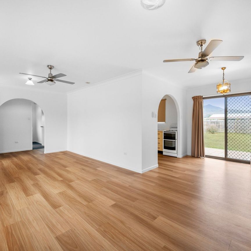 Charming Three Bedroom Home in Kelso - Photo 1