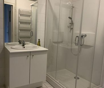 Location Appartement 3 pièces 69m² VALENCE 26000 - Photo 5