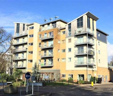 Brand House, Coombe Way, GU14 - Photo 6