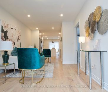 For Lease - 2 Betteridge Lane, Toronto, Ontario - Photo 1