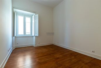 Apartamento T4 em Lisboa
