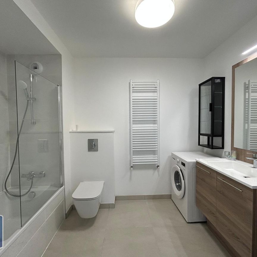 Location Appartement 2 pièces 44m² ANNECY 74370 - Photo 1