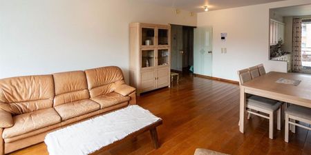 Appartement te huur in Edegem voor € 1.200 met 2 slaapkamers - Photo 3