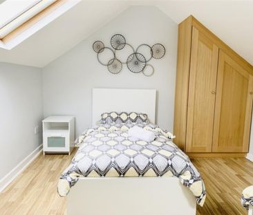 The Square Buildings - Photo 3