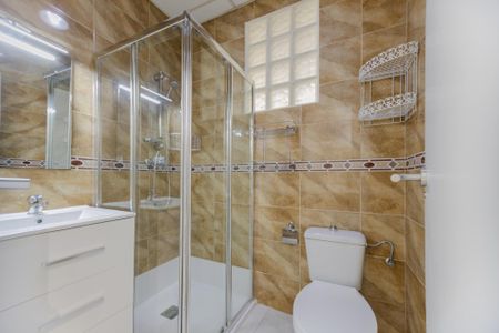 Spacious double room in Valencia - Photo 3