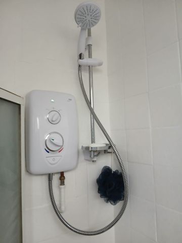 Room in a Shared Flat, Crewkerne Court, SW11 - Photo 5