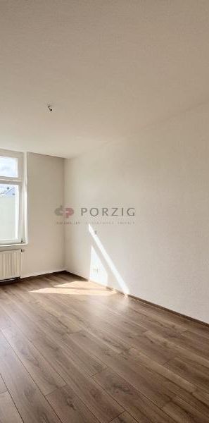 Frisch, modern & zentral – 2-Zimmer-Wohnung mit Tageslichtbad & neuem Look - Photo 1