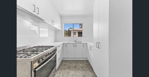 Family home with versatile lower level - Photo 1