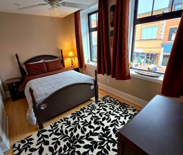 For Lease - 266 Front Street, Belleville, Ontario - Photo 4