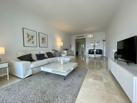 Ground Floor Apartment · Marbella - Photo 4