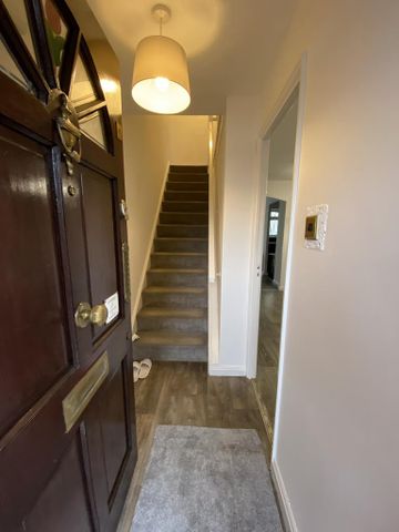 3 bedroom semi-detached house to rent - Photo 2