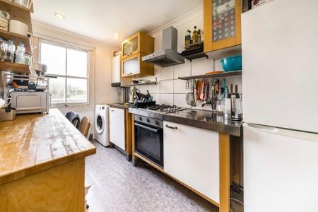 1 bedroom flat to rent - Photo 2