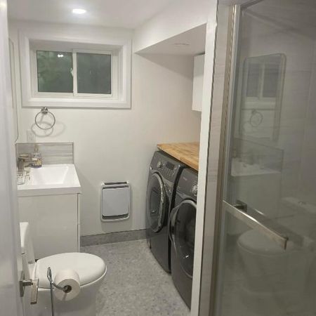 Chambre meublée avec accès direct – Tout compris – Maison avec piscine - Photo 3