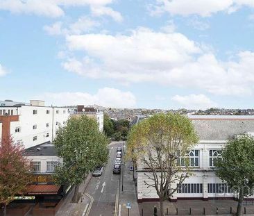 Kilburn High Road, London, NW6 - Photo 6