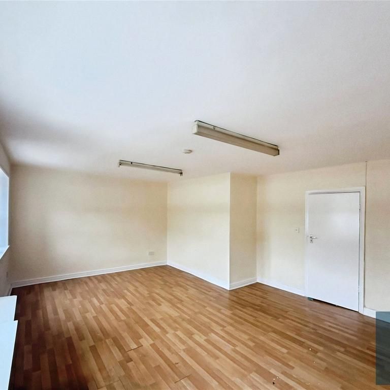 3 bedroom apartment to rent - Photo 1