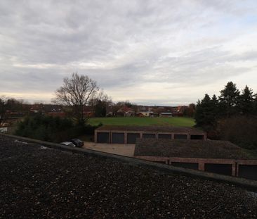 Recent gerenoveerd dakappartement met balkon, terras en garage. - Photo 6