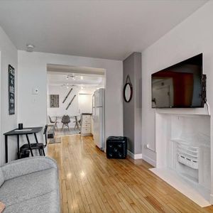 1ER DEC - Superbe 3 1/2 - meublé - tout compris - en plein ♥ du Vieux-Queébec - Photo 2