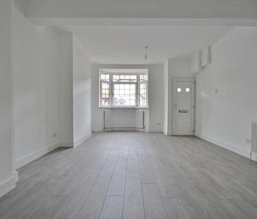 Olive Road, Plaistow, E13 - Photo 1