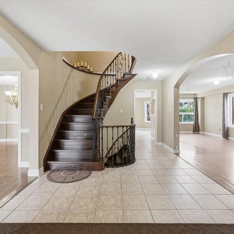 For Lease - 484 Ferndale Drive Unit# Main/Upper, Barrie, Ontario - Photo 1