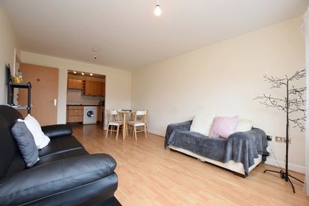 Royal Plaza, 1 Eldon Street, S1 4GB - Photo 5