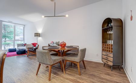 For Lease - 36 Bruyeres Mews Unit# TH06, Toronto, Ontario - Photo 2