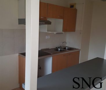 T2 AVEC BALCON ET PARKING - Photo 1