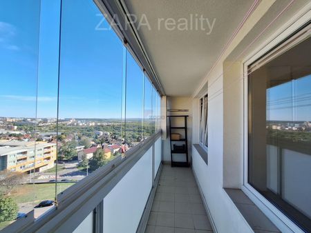 Pronájem bytu 2+kk 53 m², Kukelská , Praha Hloubětín - Photo 2
